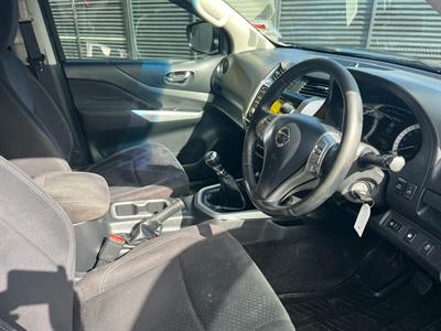 2016 Nissan Navara - Thumbnail