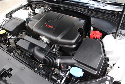 2016 Holden Commodore - Thumbnail