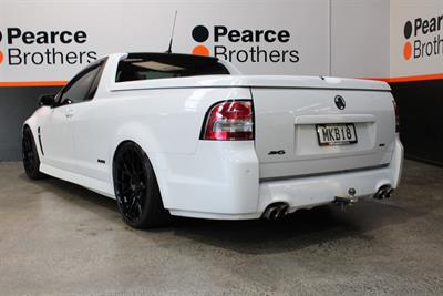 2016 Holden Commodore - Thumbnail