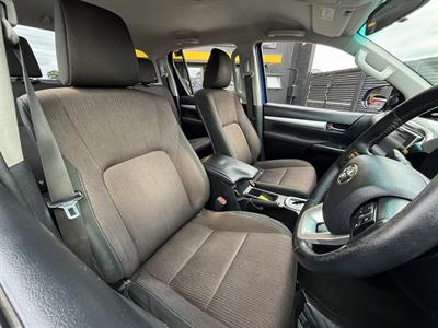 2018 Toyota Hilux - Thumbnail