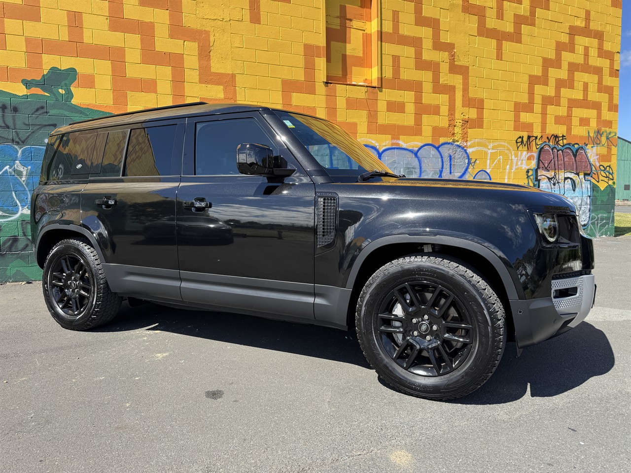 2023 Land Rover DEFENDER