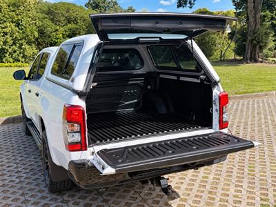 2022 Mitsubishi Triton - Thumbnail