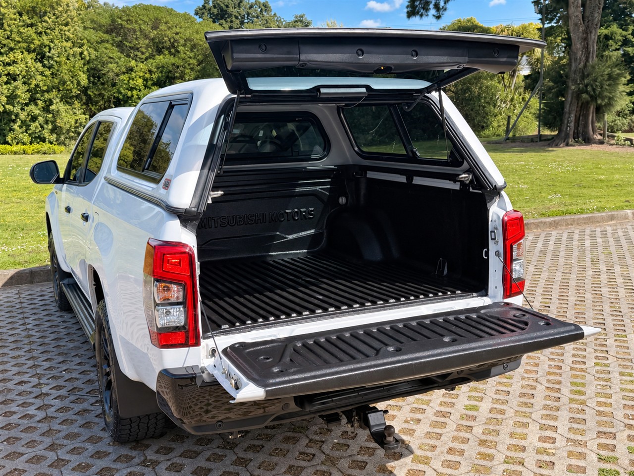 2022 Mitsubishi Triton