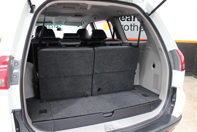 2015 Mitsubishi Challenger - Thumbnail