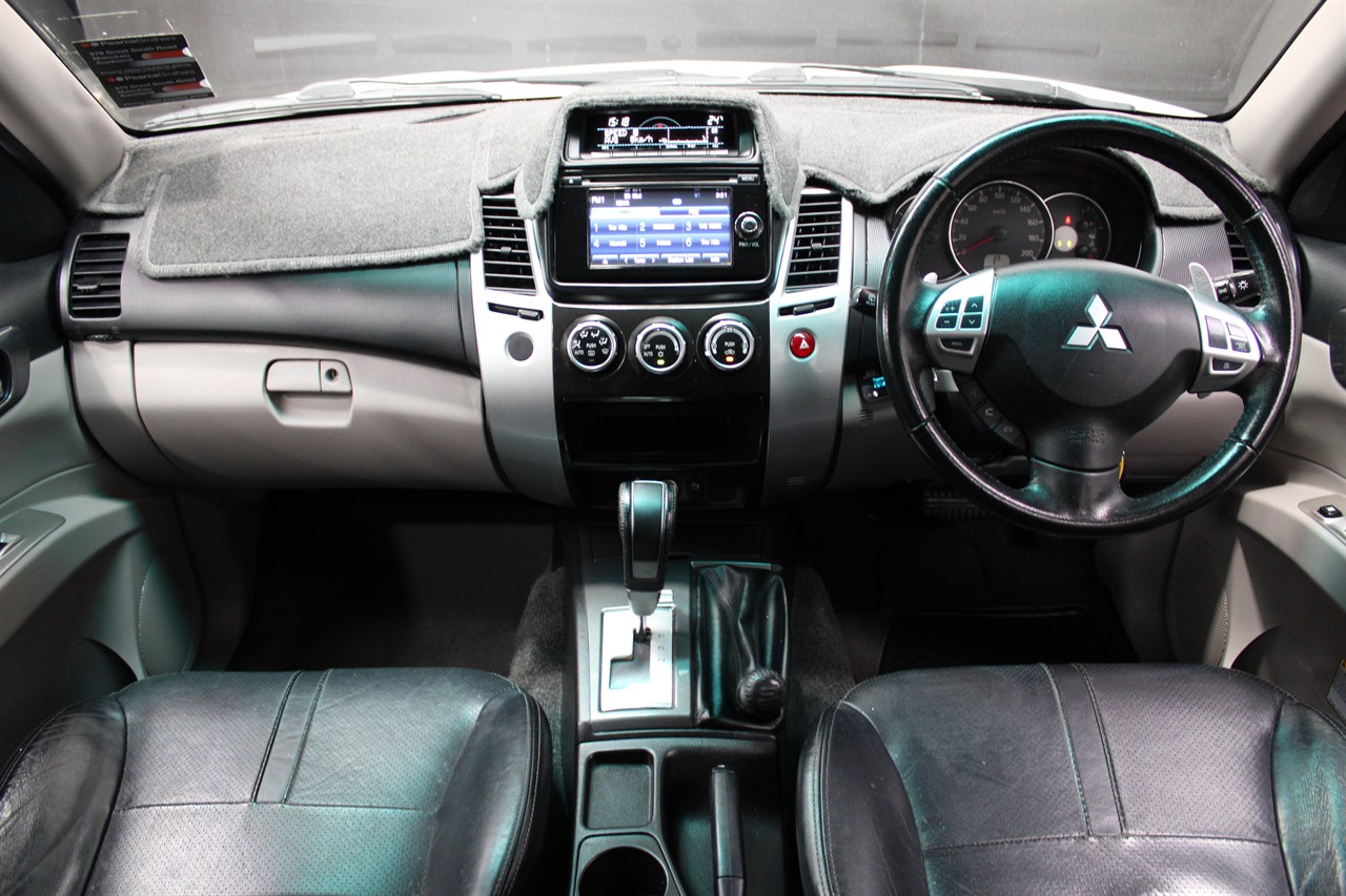 2015 Mitsubishi Challenger