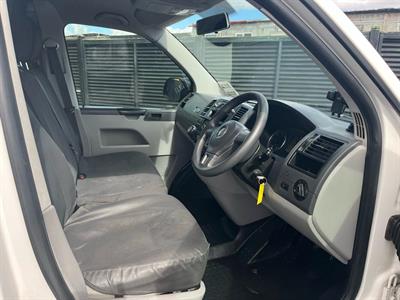 2015 Volkswagen T5 - Thumbnail