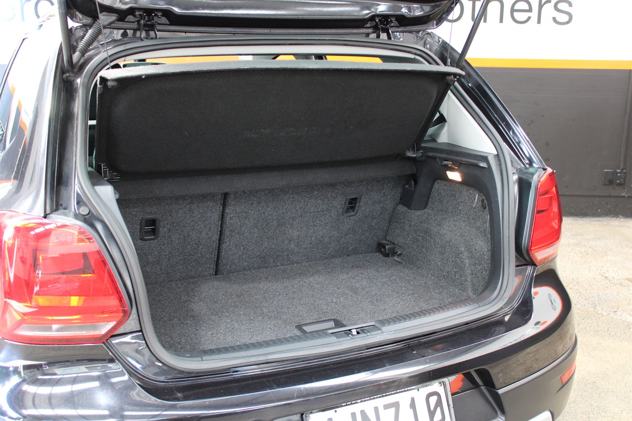 2015 Volkswagen Cross Polo