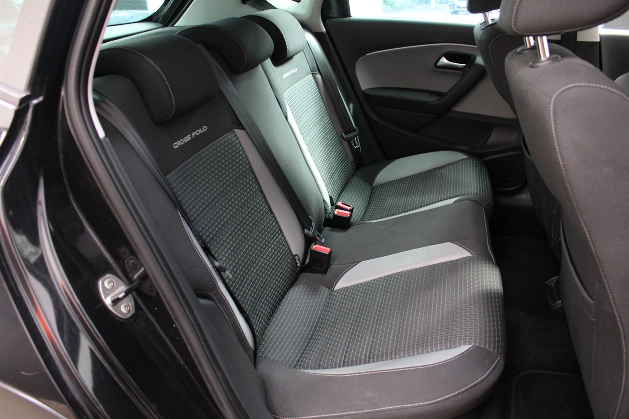 2015 Volkswagen Cross Polo