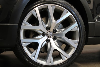 2015 Volkswagen Cross Polo - Thumbnail
