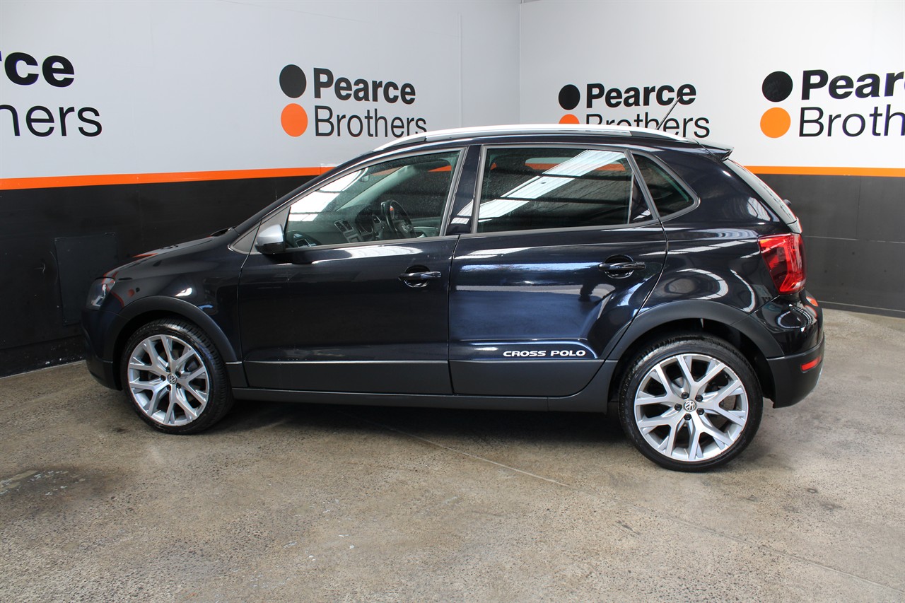 2015 Volkswagen Cross Polo