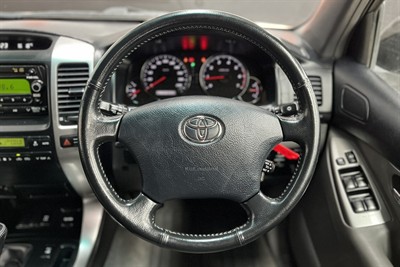 2005 Toyota Landcruiser Prado - Thumbnail