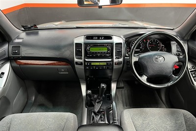 2005 Toyota Landcruiser Prado - Thumbnail