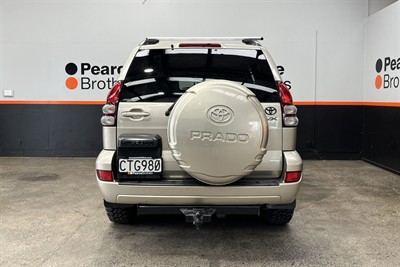 2005 Toyota Landcruiser Prado - Thumbnail
