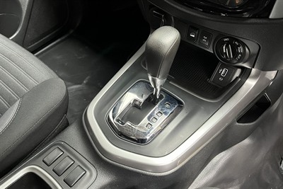 2021 Nissan Navara - Thumbnail