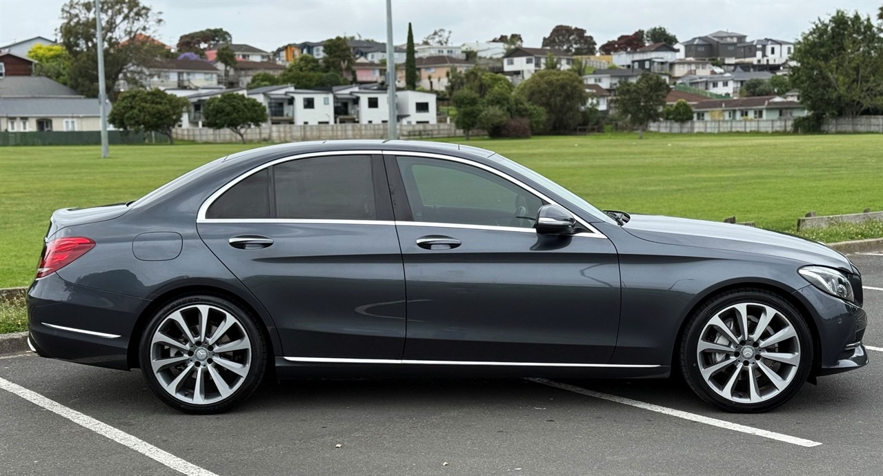 2015 Mercedes-Benz C 250