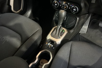 2018 Jeep Renegade - Thumbnail