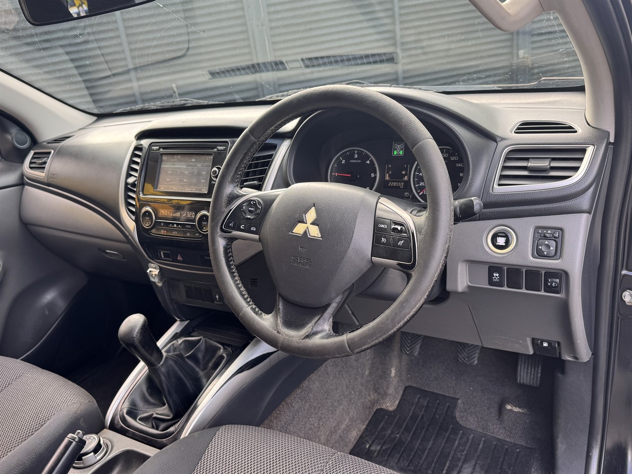 2015 Mitsubishi Triton