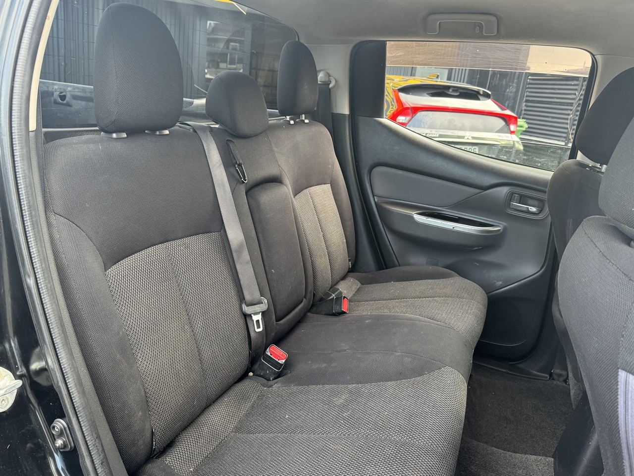 2015 Mitsubishi Triton