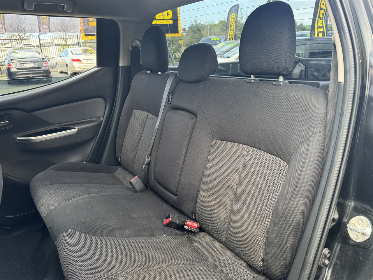 2015 Mitsubishi Triton