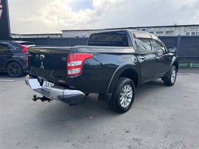 2015 Mitsubishi Triton - Thumbnail