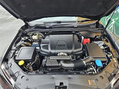 2016 Holden Commodore - Thumbnail