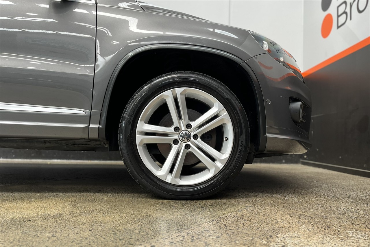 2016 Volkswagen TIGUAN