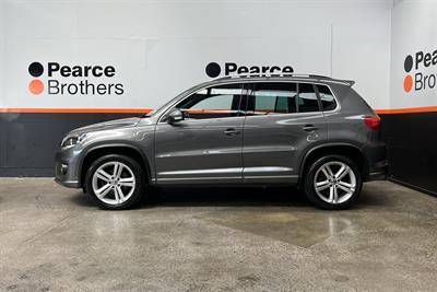 2016 Volkswagen TIGUAN - Thumbnail