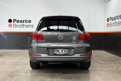 2016 Volkswagen TIGUAN - Thumbnail