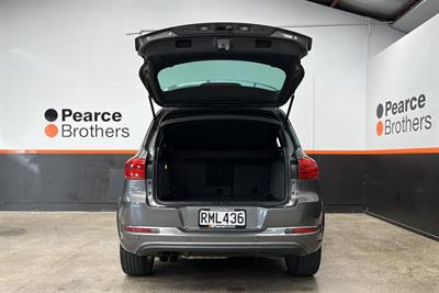 2016 Volkswagen TIGUAN - Thumbnail