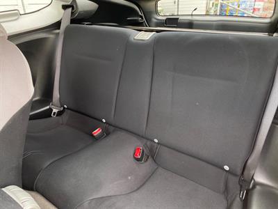 2010 Honda CR-Z - Thumbnail