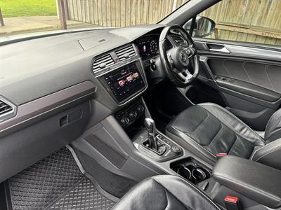 2019 Volkswagen Tiguan - Thumbnail