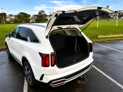 2022 Kia Sorento - Thumbnail
