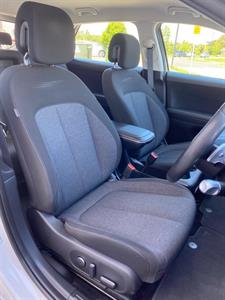 2021 Hyundai Ioniq 5 - Thumbnail