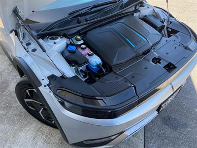 2021 Hyundai Ioniq 5 - Thumbnail