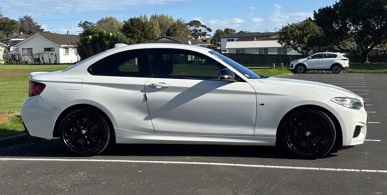 2015 BMW M235i