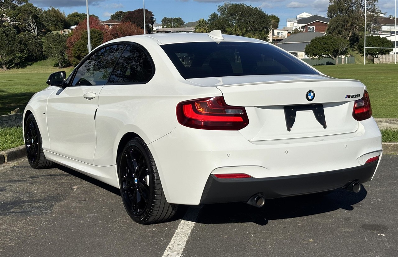 2015 BMW M235i