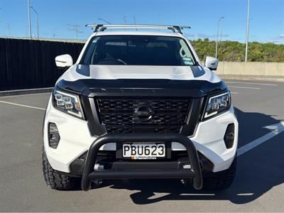 2022 Nissan Navara - Thumbnail