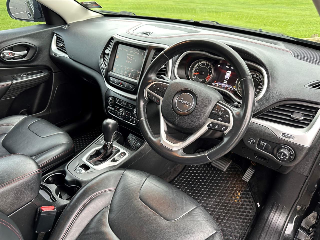 2017 Jeep Cherokee