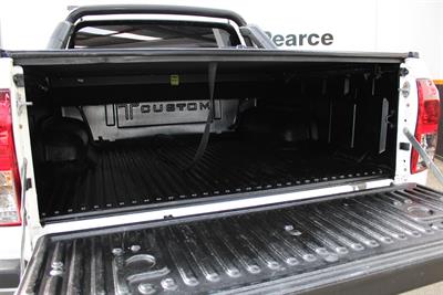 2018 Toyota Hilux - Thumbnail