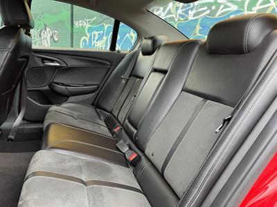 2016 Holden Commodore - Thumbnail