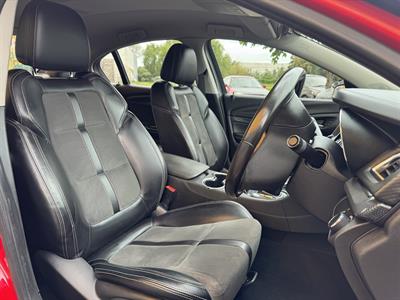 2016 Holden Commodore - Thumbnail