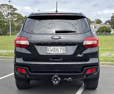 2017 Ford Everest - Thumbnail