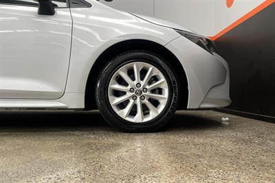 2021 Toyota Corolla - Thumbnail