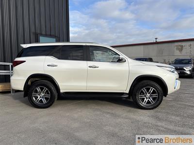 2019 Toyota Fortuner - Thumbnail
