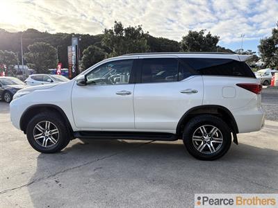2019 Toyota Fortuner - Thumbnail