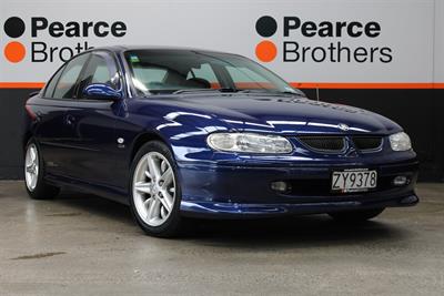 2000 Holden Commodore