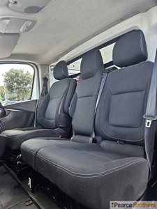 2021 Renault Trafic - Thumbnail