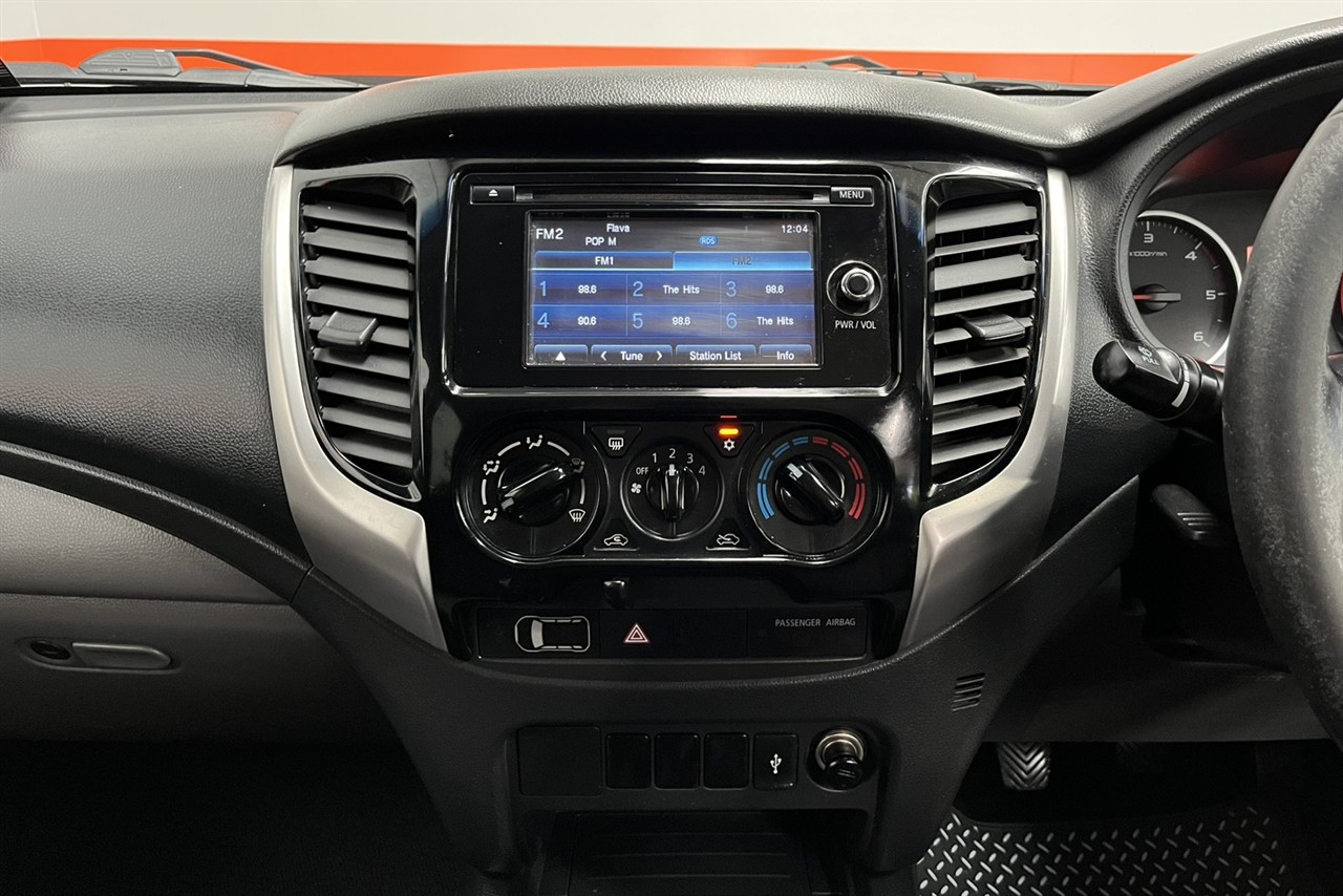 2015 Mitsubishi Triton