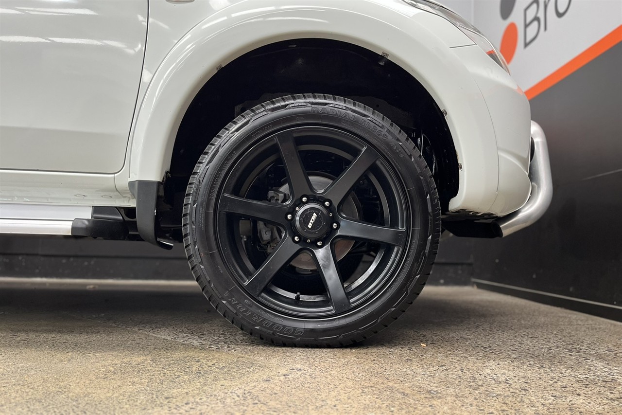 2015 Mitsubishi Triton