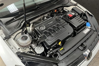 2014 Volkswagen GOLF - Thumbnail